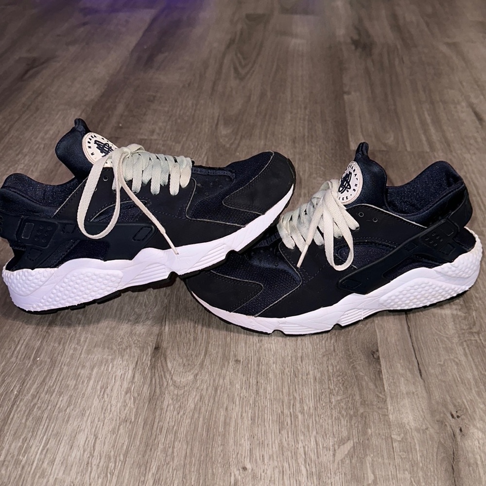 nike air huarache navy blue